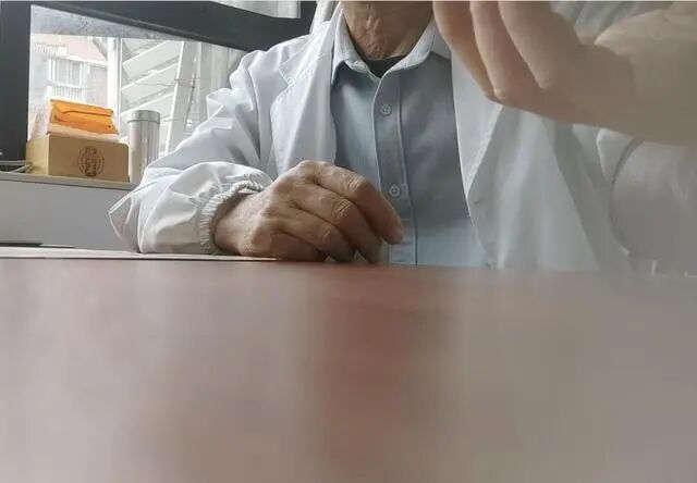 医托在长沙三甲医院“忽悠”病患前往中医馆，记者暗访曝光层层套路(9)